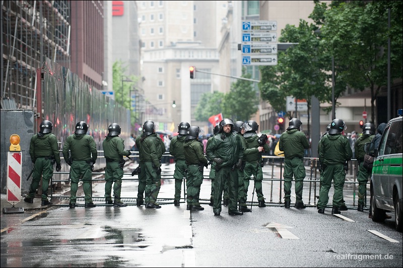 Blockupy Frankfurt: Blockade, Aktion, Demonstration